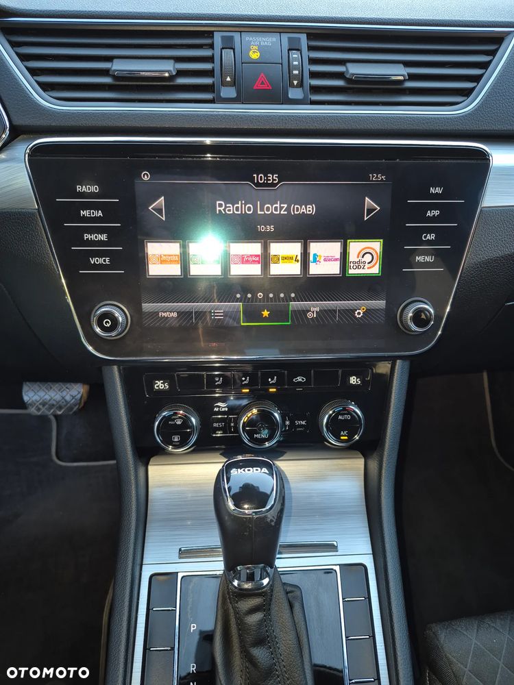 Skoda Superb 2.0 TDI SCR Ambition DSG - 15