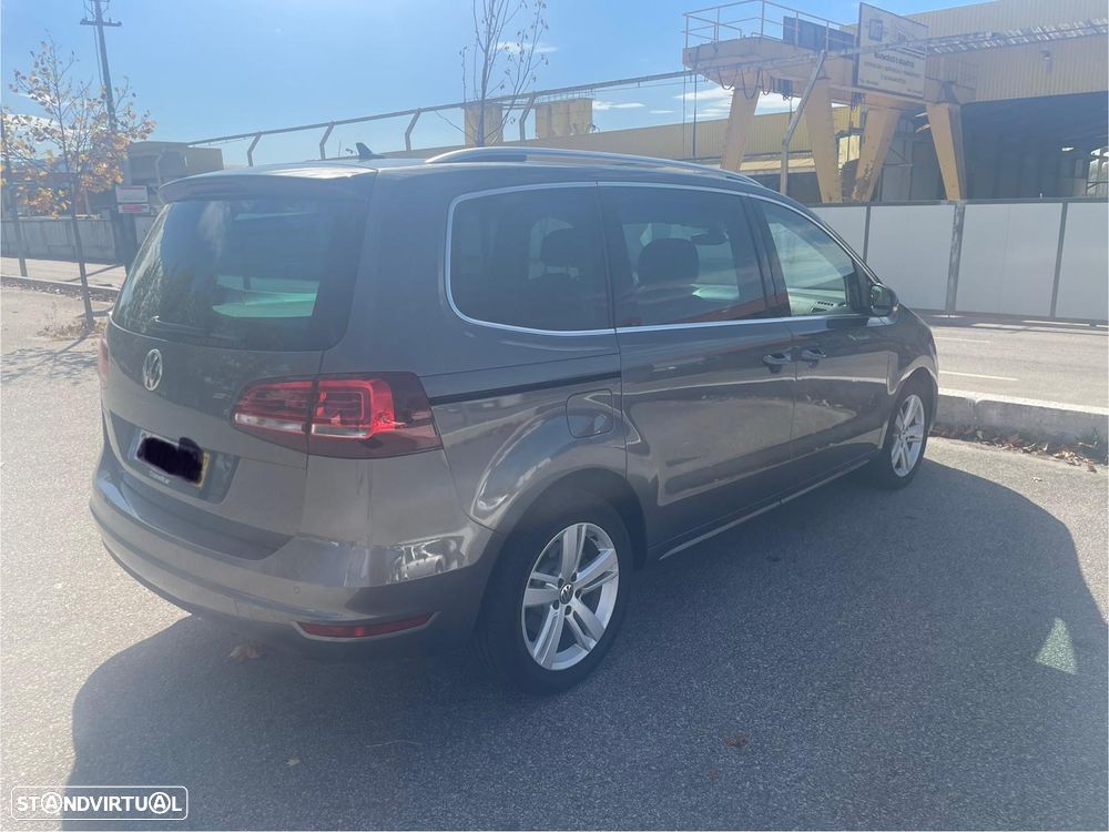 VW Sharan 2.0 TDI Blue Highline - 22