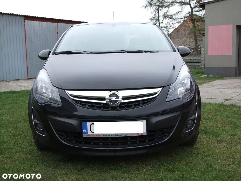 Opel Corsa 1.2 16V Cosmo - 2
