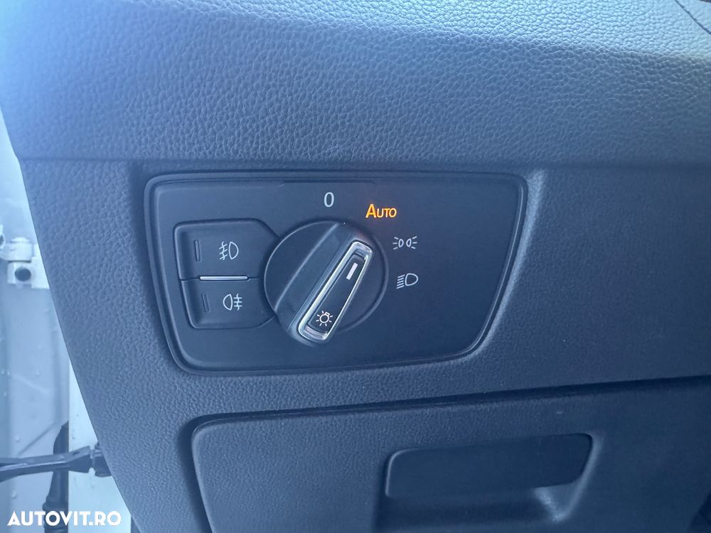 Volkswagen Passat 2.0 TDI SCR DSG 4Motion Business - 16