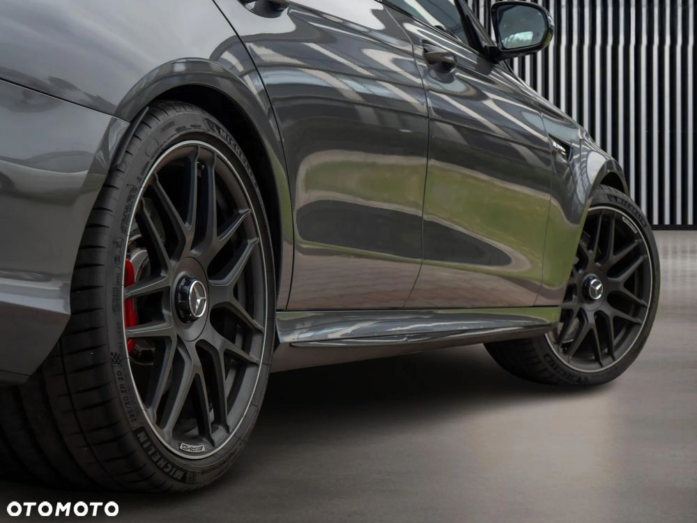 Mercedes-Benz Klasa E AMG 63 S 4Matic+ 9G-TRONIC - 11