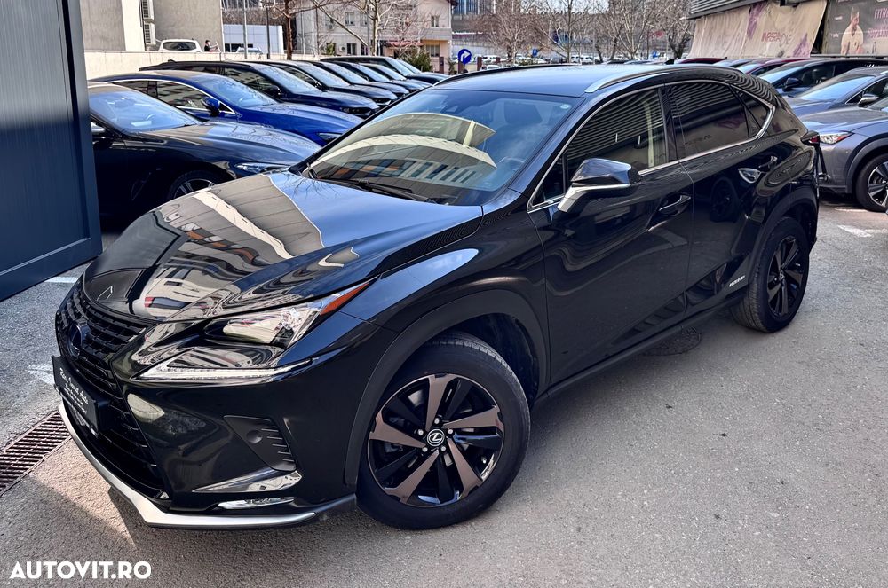 Lexus Seria NX 300h Executive Line - 1