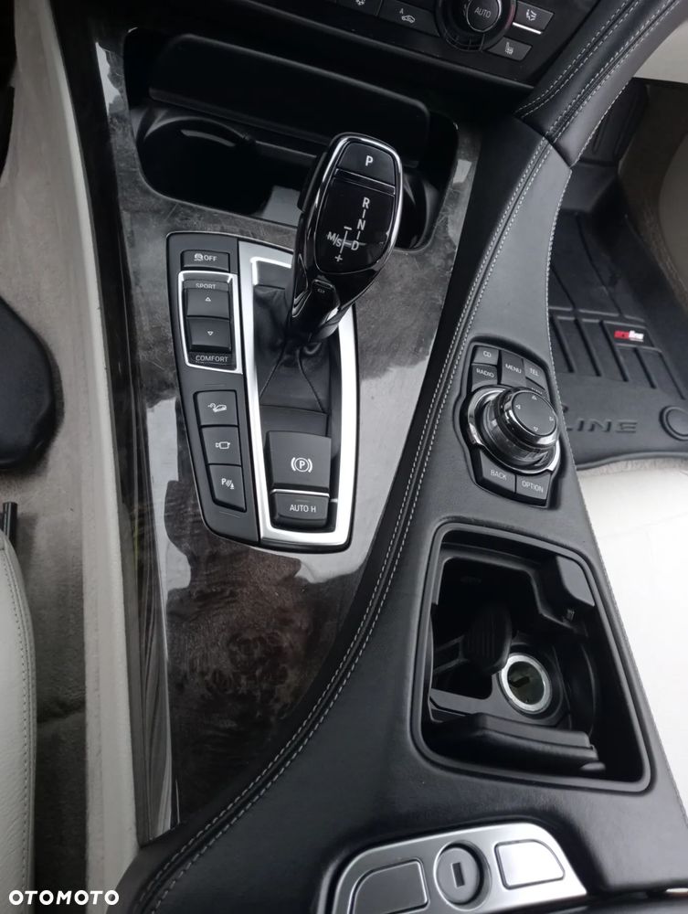 BMW Seria 6 650i xDrive - 11
