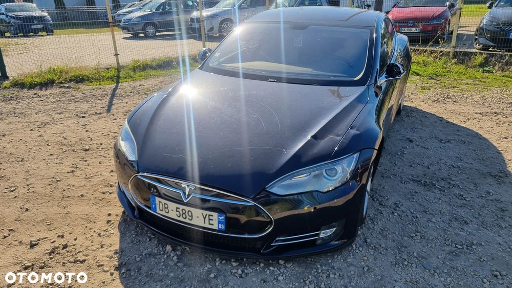 Tesla Model S 2014 photo 2