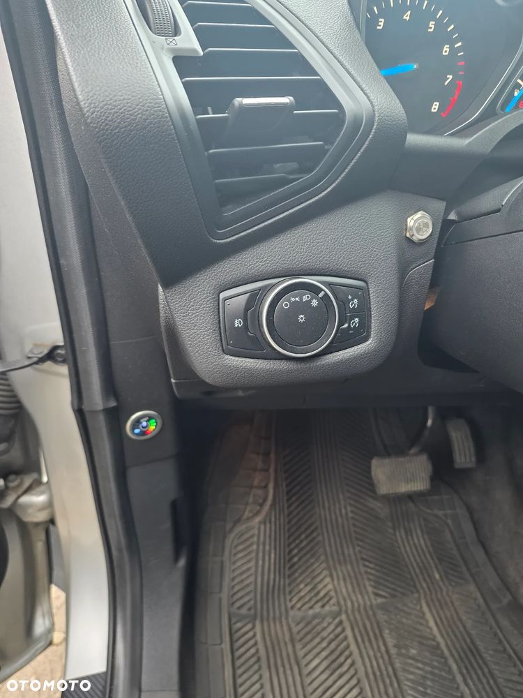 Ford Escape 2.0 EcoBoost AWD Titanium - 12