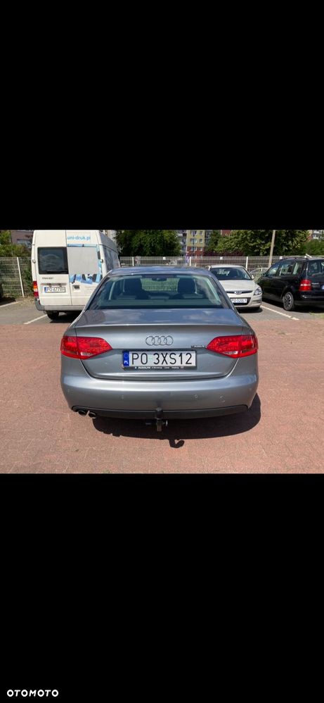 Audi A4 Limousine - 9