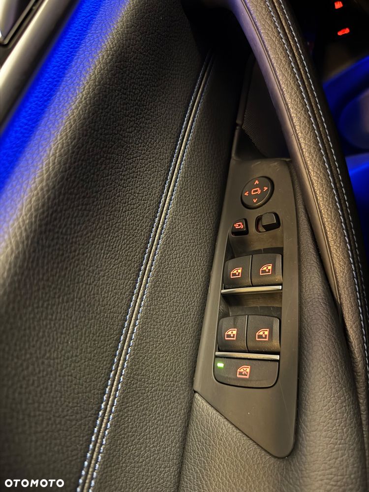 BMW Seria 5 530e iPerformance xDrive M Sport sport - 21