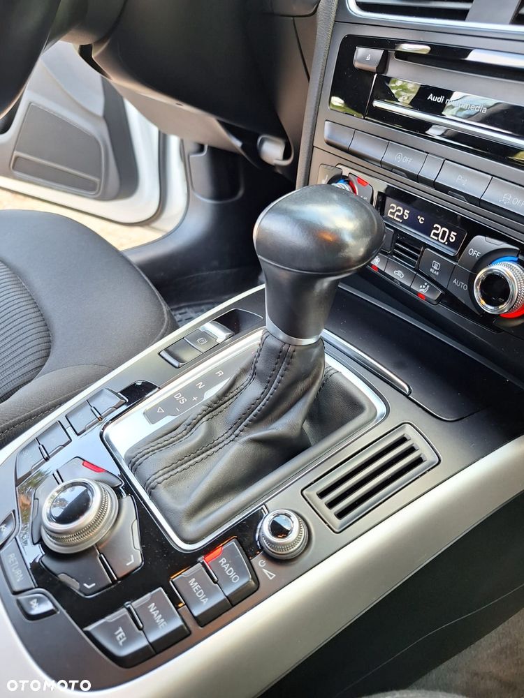 Audi A4 Avant 2.0 TDI S tronic - 9