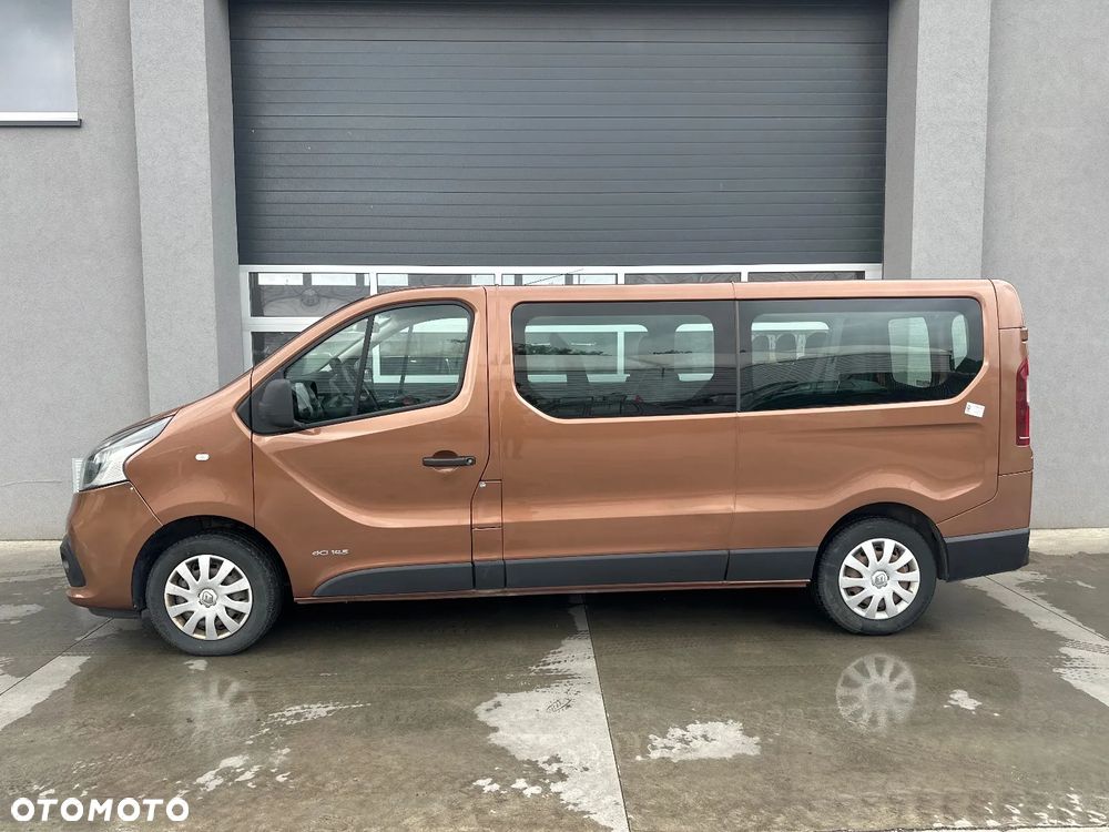 Renault Trafic - 1