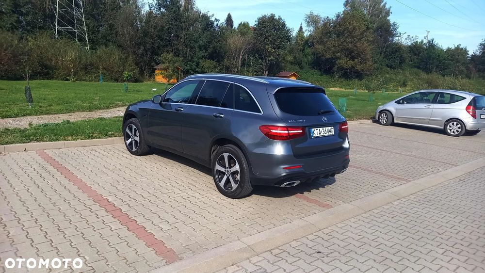 Mercedes-Benz GLC - 24