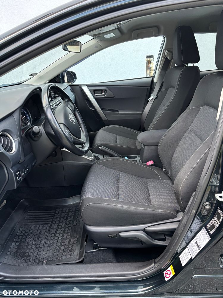 Toyota Auris 1.8 HSD Prestige NAVI - 7