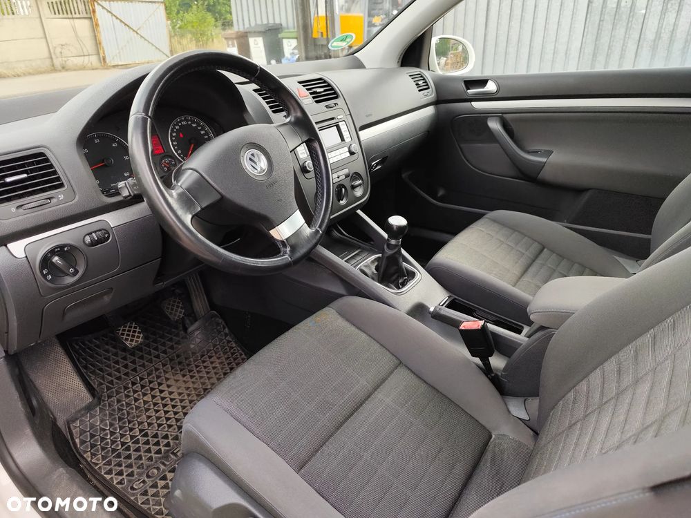 Volkswagen Golf 1.9 TDI Tour Edition - 5