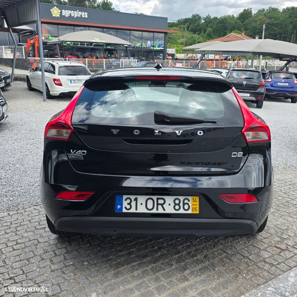 Volvo V40 1.6 D2 Momentum - 11