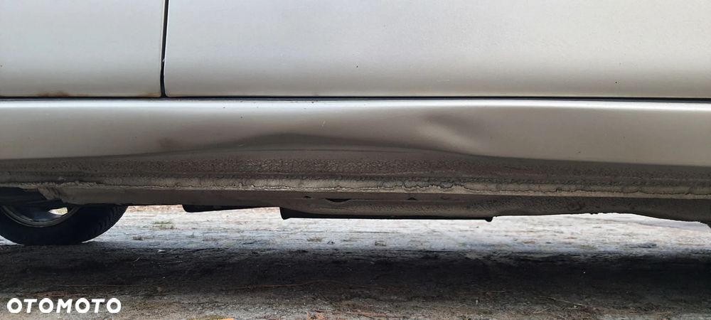 Ford Mondeo 2.0 Trend - 9