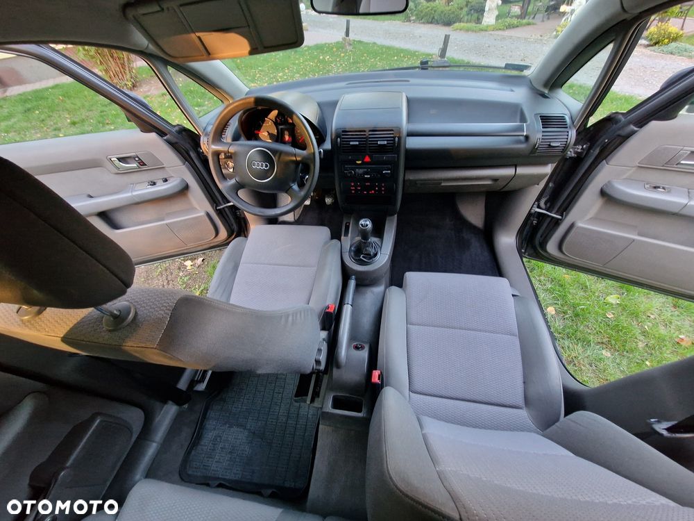 Audi A2 - 10