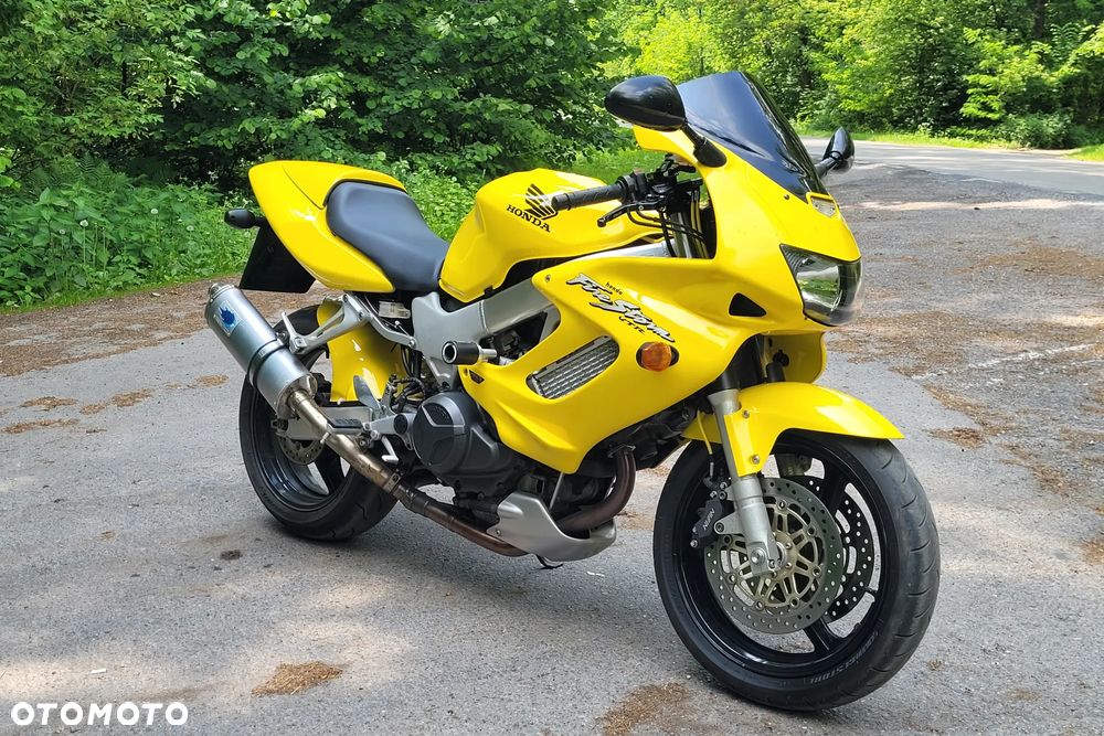 Honda VTR - 4