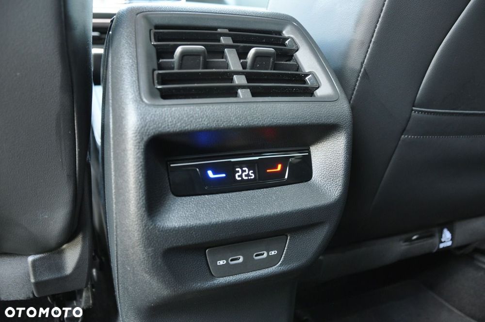 Volkswagen Tiguan 2.0 TDI SCR DSG Goal - 33