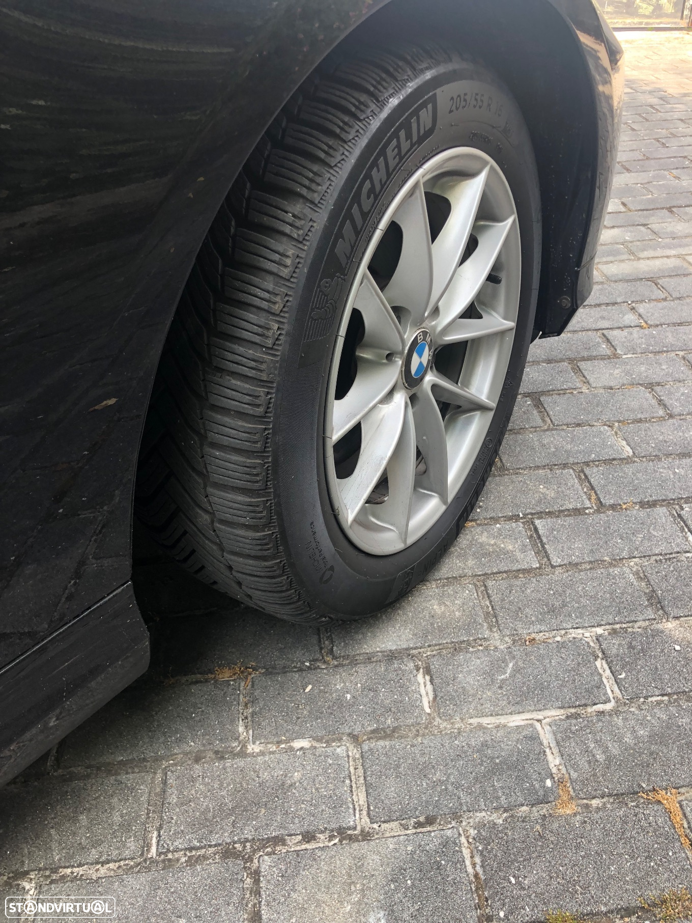 BMW 320 d Touring - 16