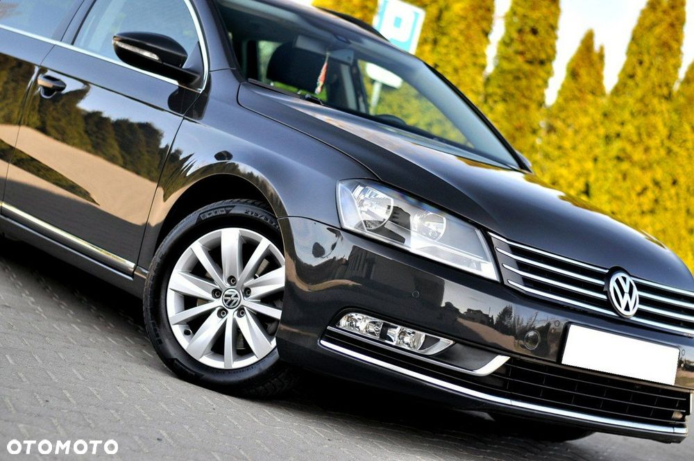 Volkswagen Passat - 25