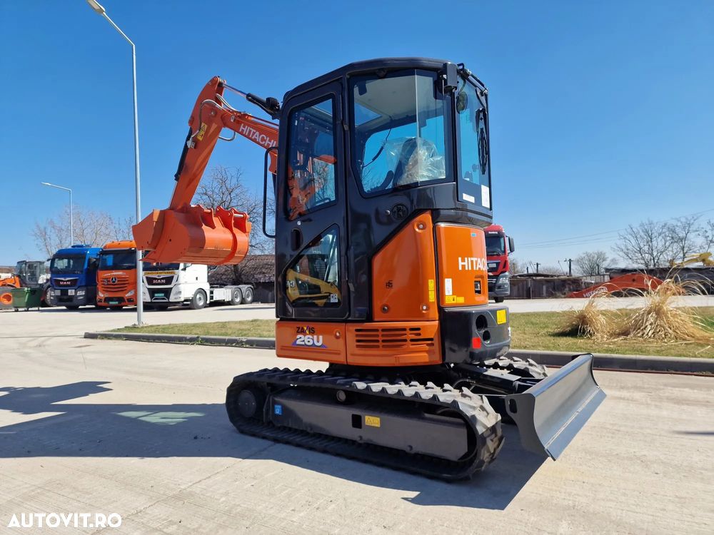 Hitachi 2,8t, PROTMOTIE-CUPLA RAPIDA+3 cupe, ZX26U-6, 2025, Instalatia picon, Grantie 2 ani, Posibilitate leasing 5 ani-PROMOTIE 36.500 EUR+Tva - 3