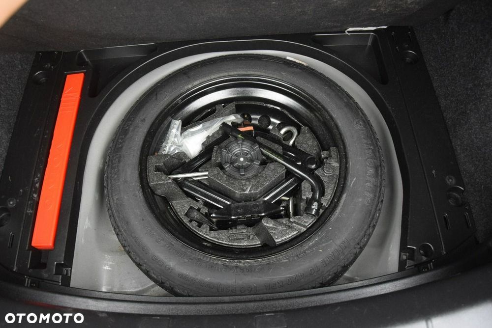 Volvo V40 D2 - 23