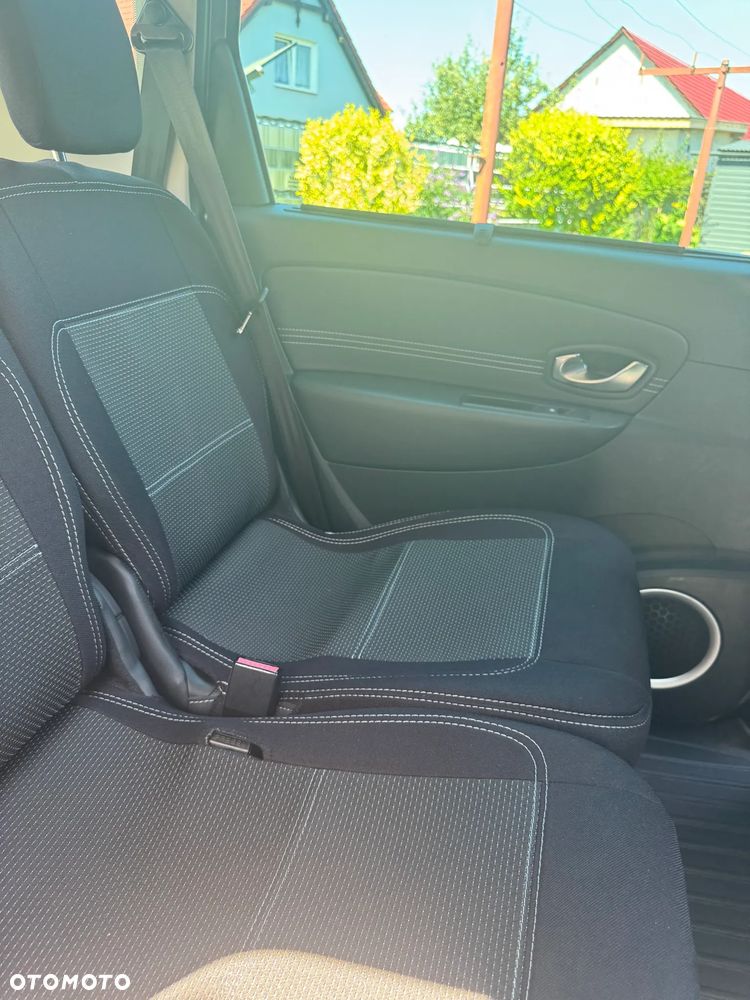 Renault Scenic TCe 130 Luxe - 14