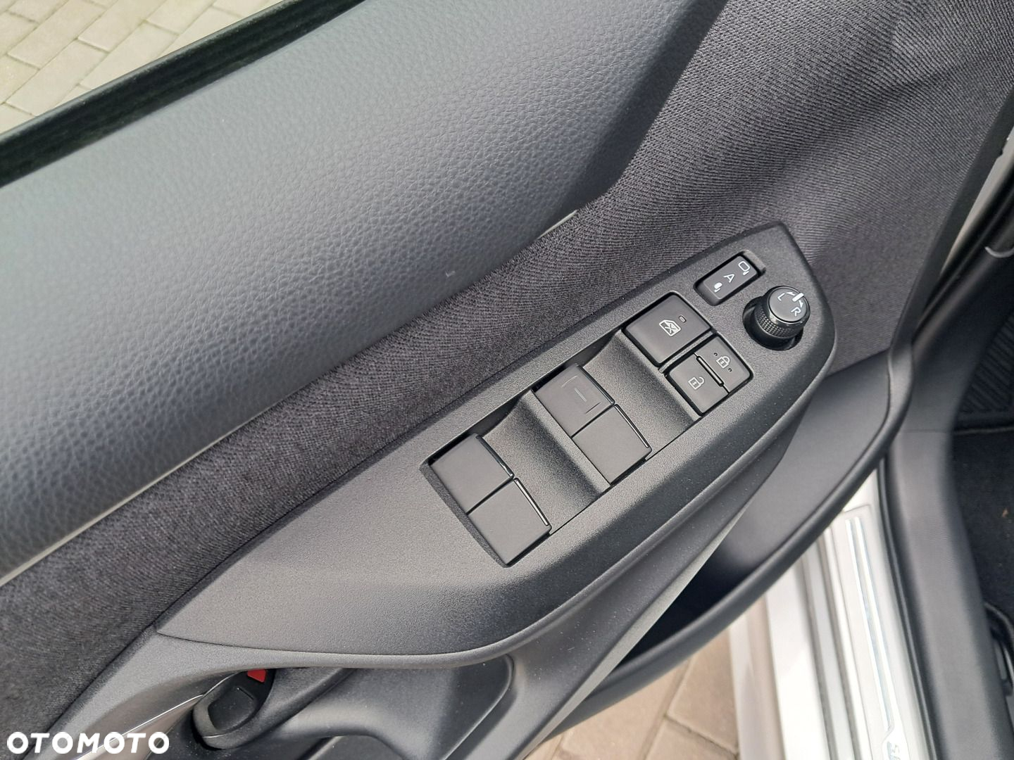 Toyota Yaris Hybrid 1.5 Executive - 10