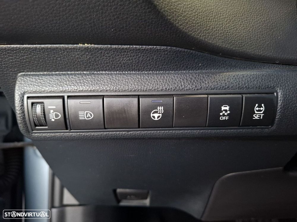 Toyota Corolla SD 1.8 Hybrid Luxury - 27