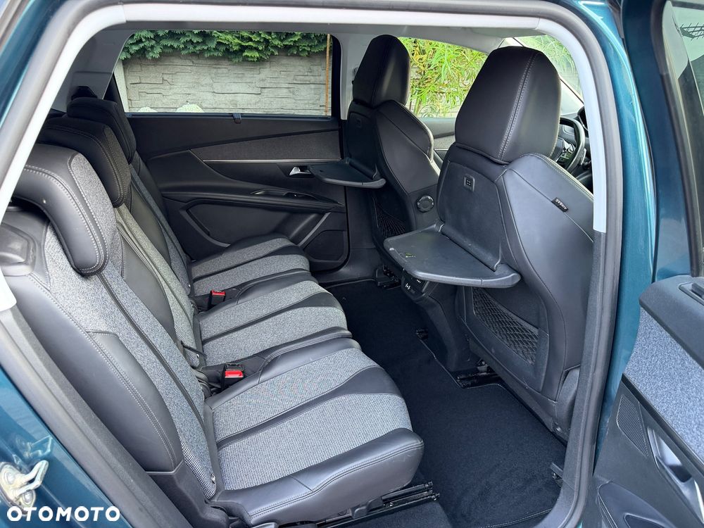 Peugeot 5008 - 16