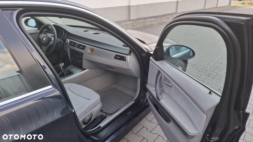 BMW Seria 3 - 11