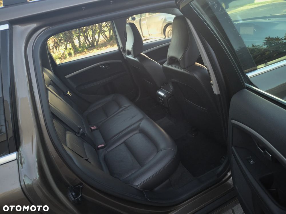 Volvo V70 D4 Summum - 19
