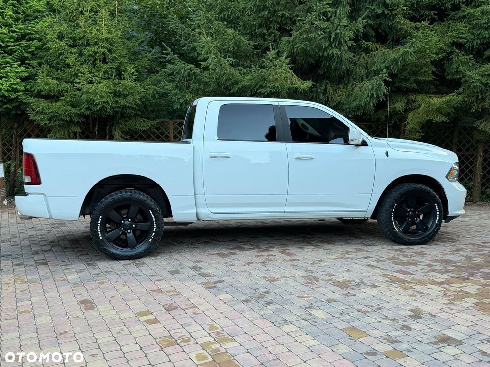 Dodge RAM - 12