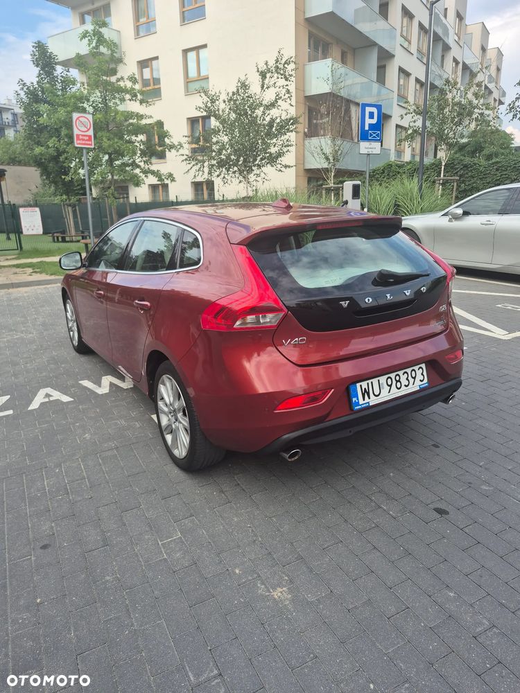 Volvo V40 D3 Summum - 16