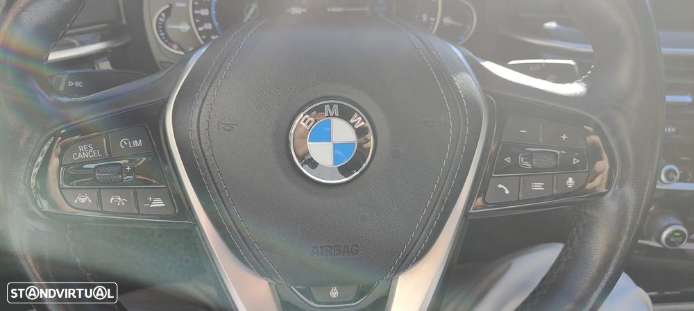 BMW 520 d Touring Aut. Luxury Line - 25