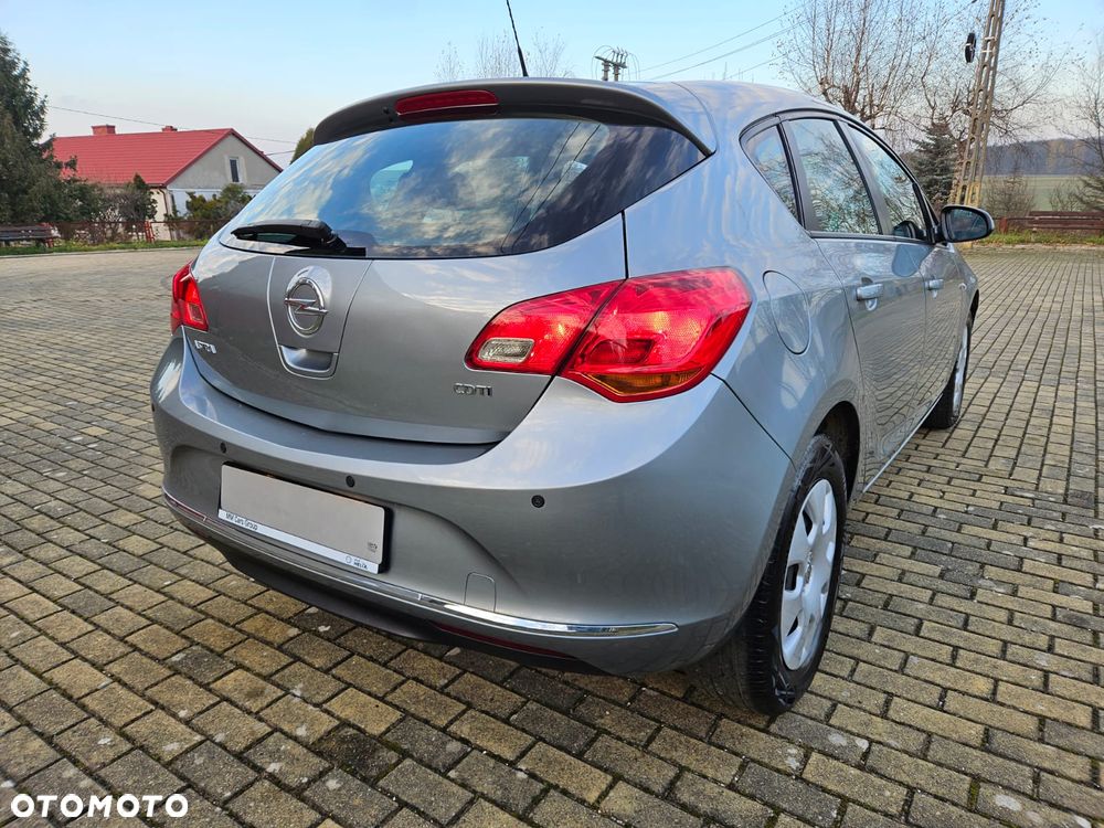 Opel Astra 1.6 CDTI Essentia - 8