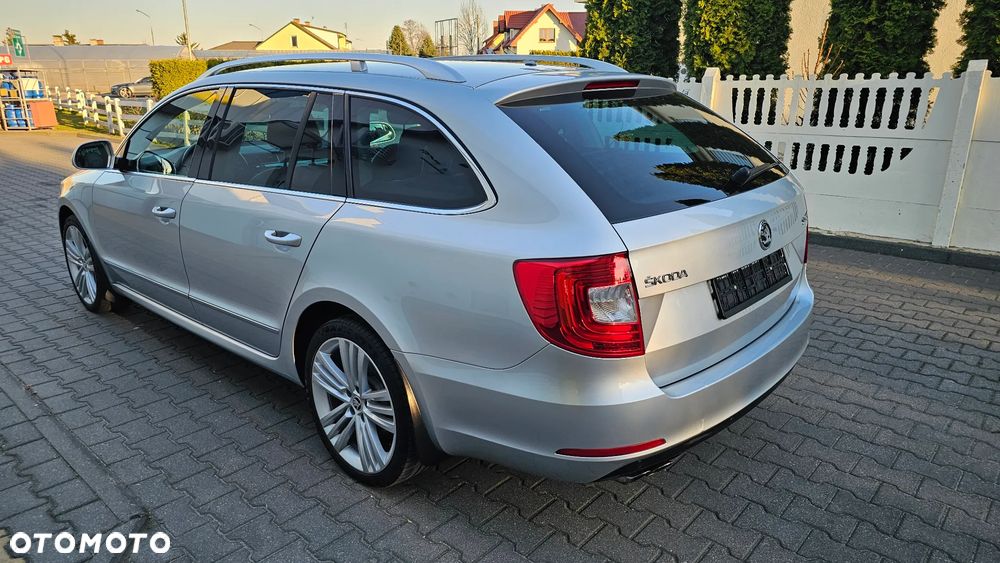 Skoda Superb 2.0 TDI Ambition Outdoor - 12