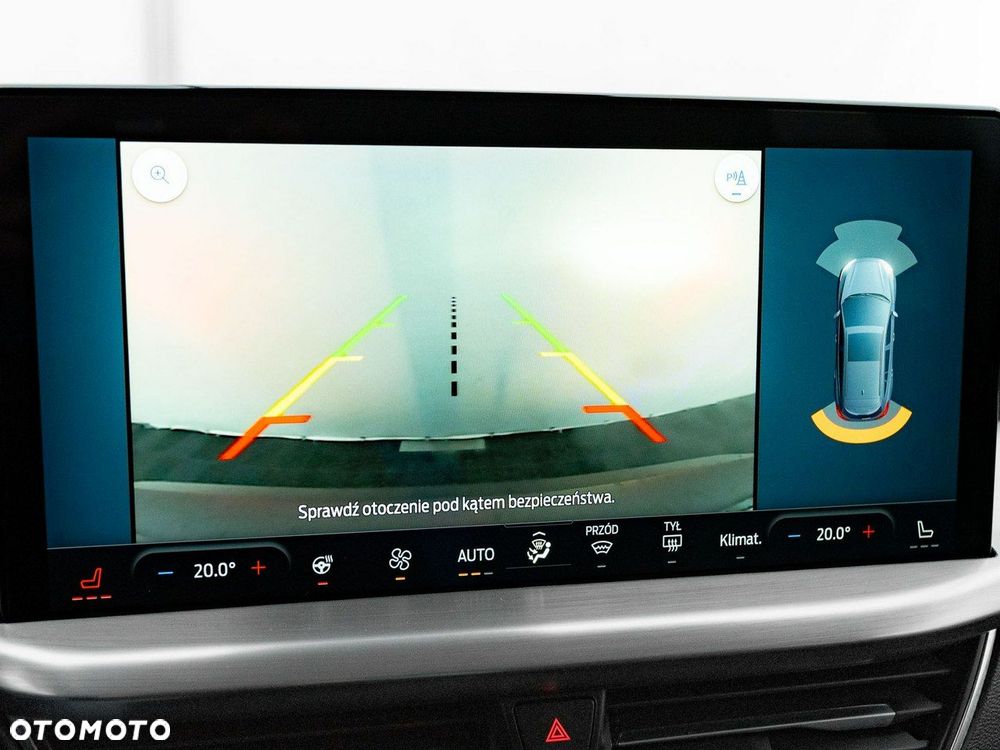 Ford Focus 1.0 EcoBoost Titanium X - 24