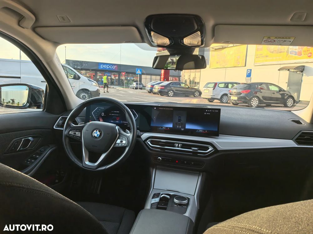 BMW Seria 3 320i AT - 9