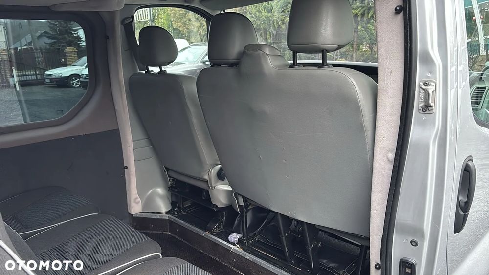 Opel Vivaro L2H1 2.9t - 28