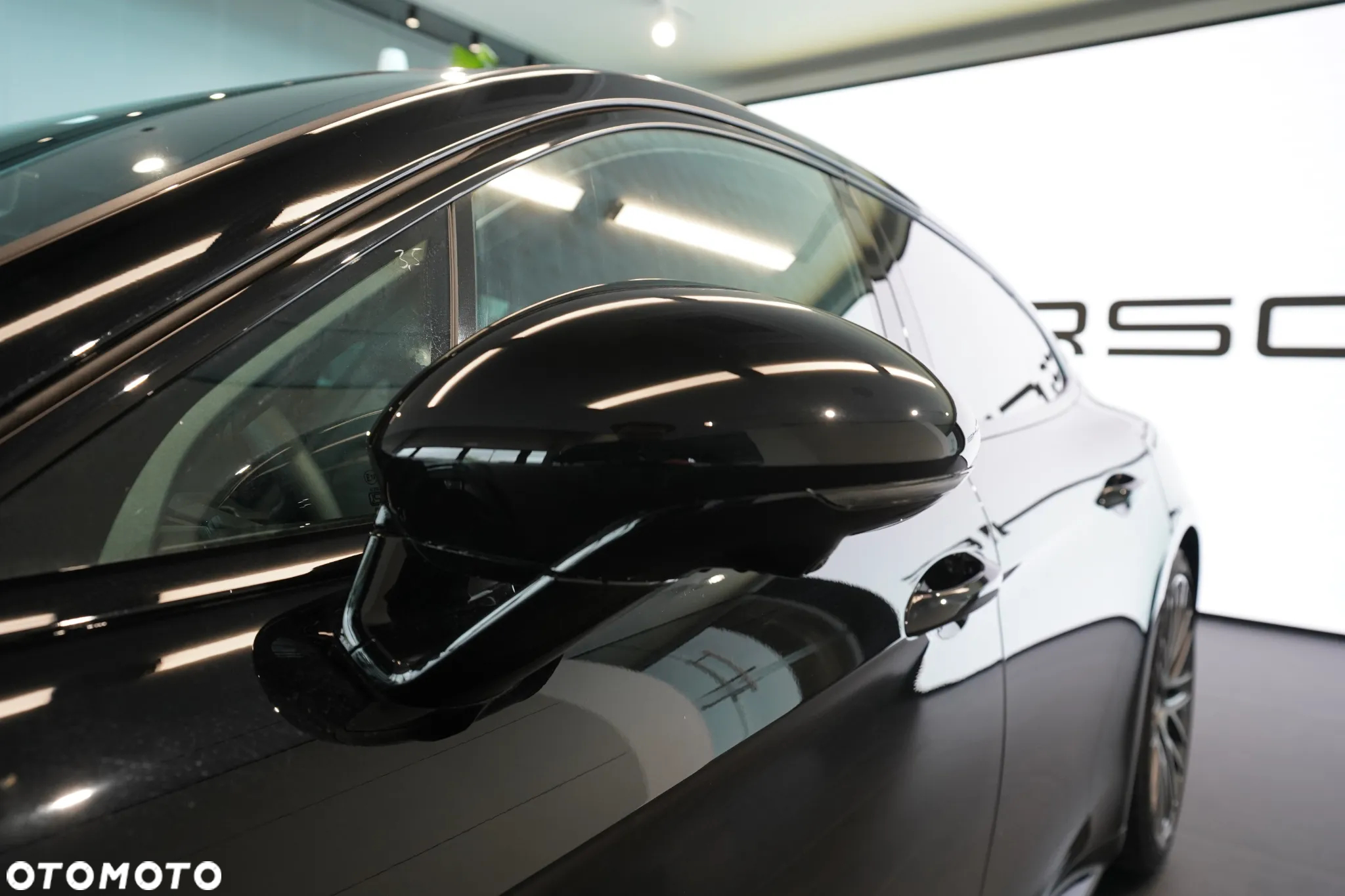 Porsche Panamera 4 - 32