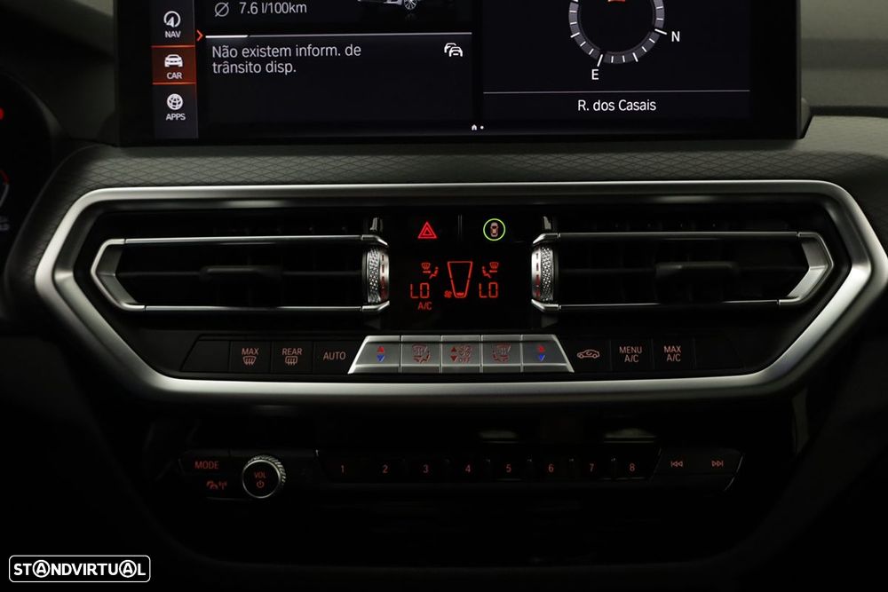 BMW X4 20 d xDrive Pack M 50 anos Auto - 13
