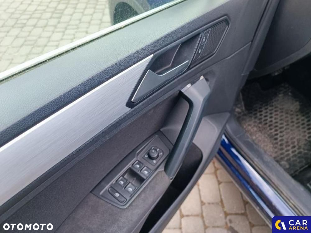 Volkswagen Tiguan - 16