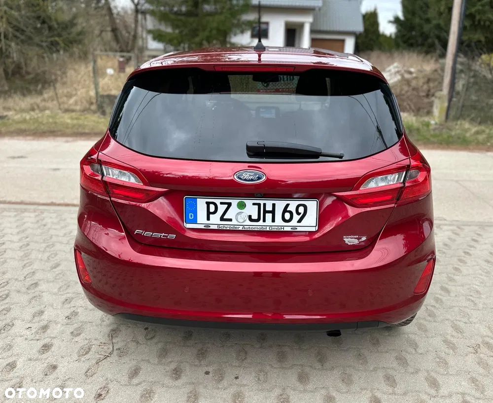 Ford Fiesta 1.1 S&S TITANIUM - 14