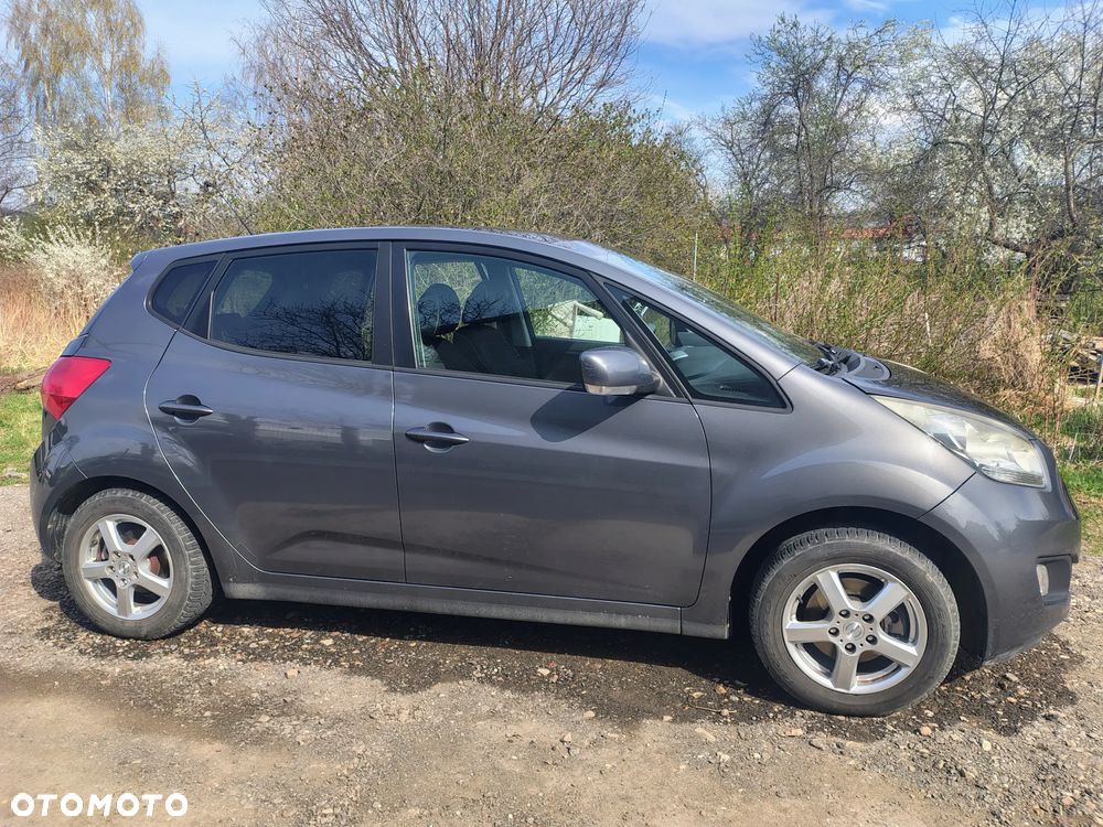 Kia Venga 1.4 CRDi M - 2