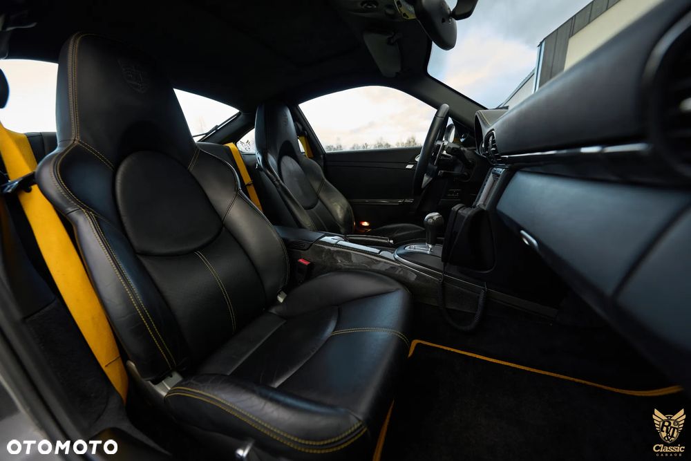 Porsche 911 - 12