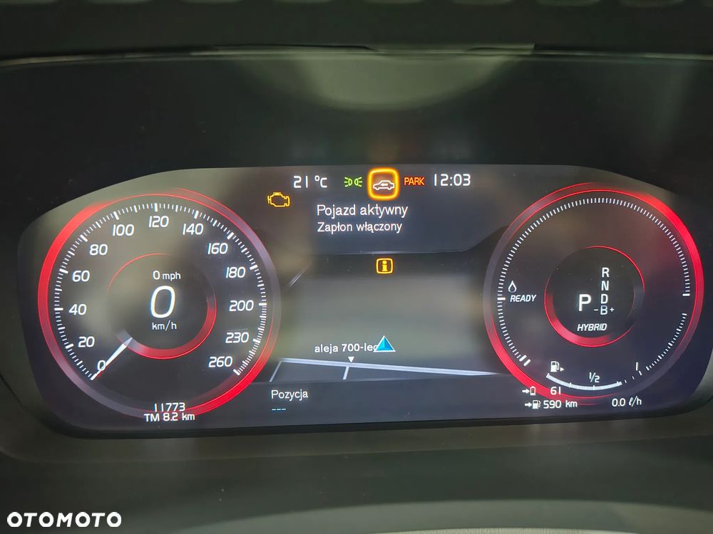 Volvo XC 90 - 9