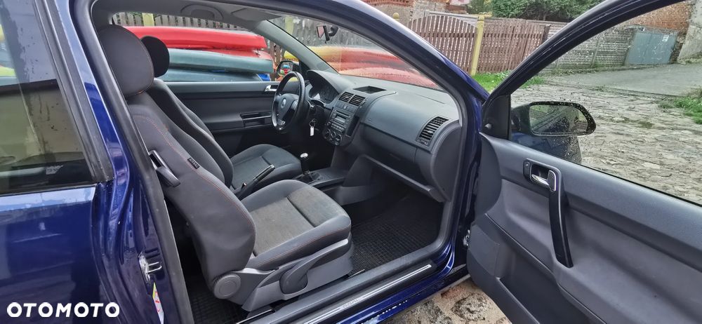 Volkswagen Polo - 7