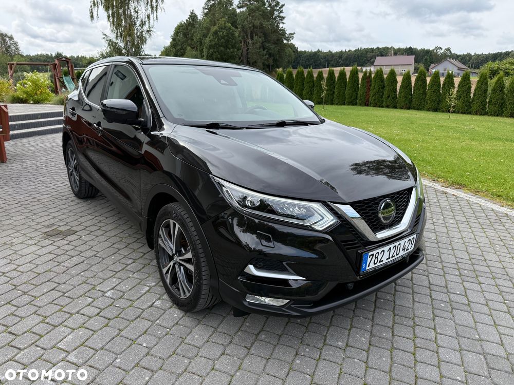 Nissan Qashqai 1.3 DIG-T DCT TEKNA - 2