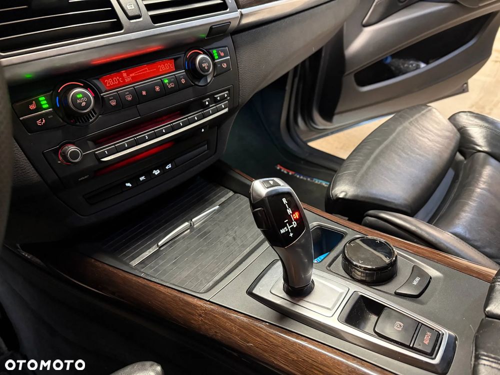 BMW X5 xDrive30d - 17