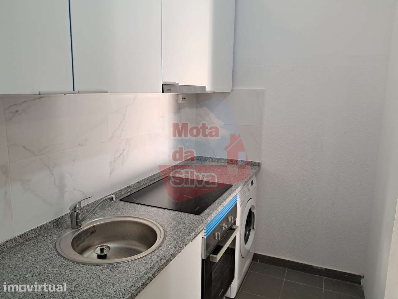 Excelente apartamento T1 Pragal, Almada - Grande imagem: 4/13